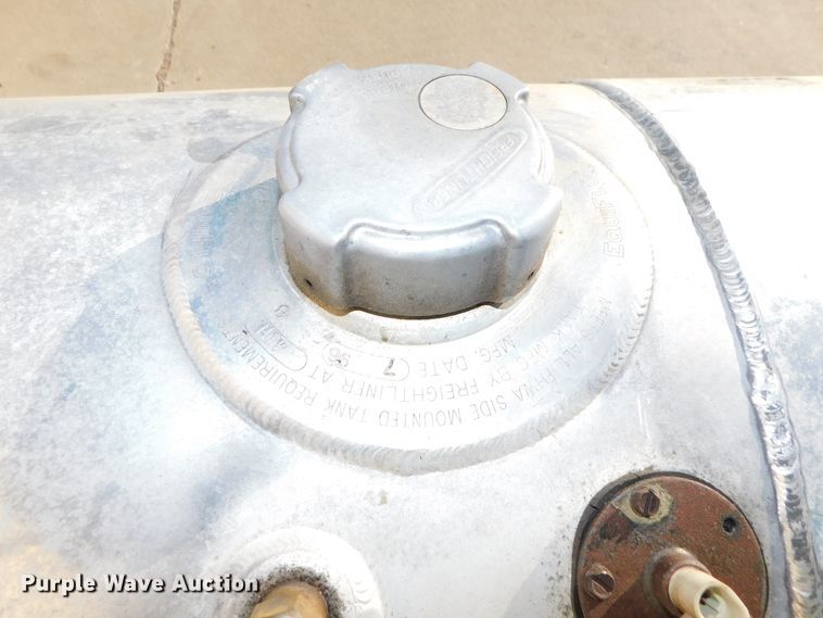 image for item GQ9894 Truck parts