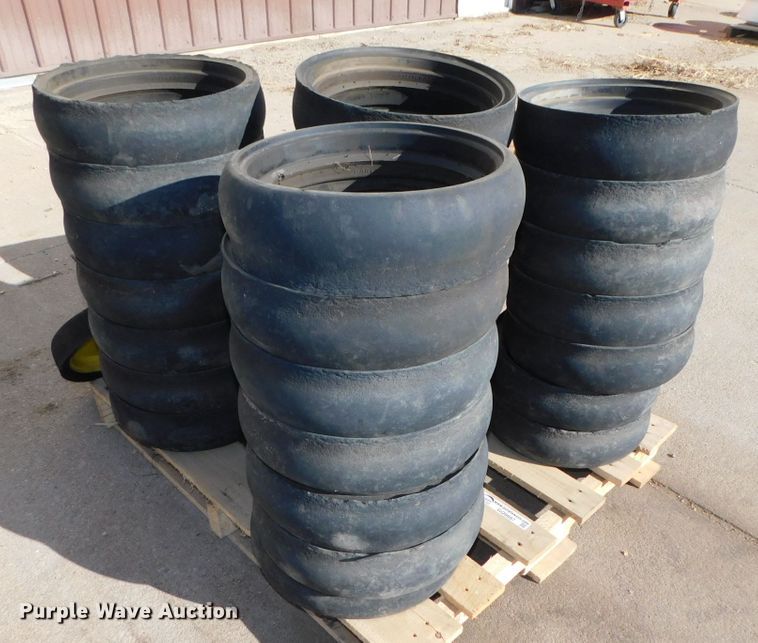 image for item GQ9897 Planter accessories