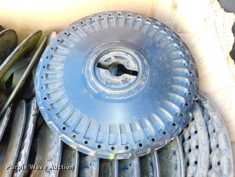 image for item GQ9897 Planter accessories