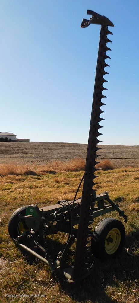 image for item GQ9901 John Deere E037M sickle mower