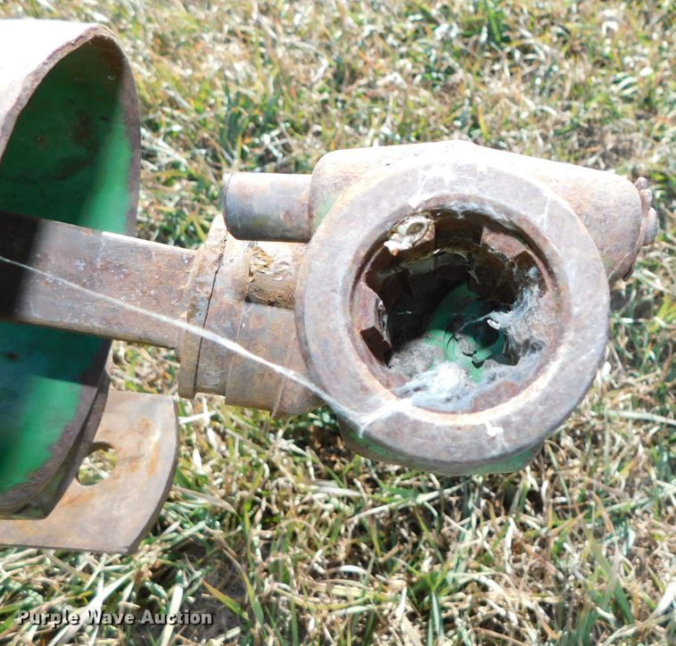 image for item GQ9901 John Deere E037M sickle mower