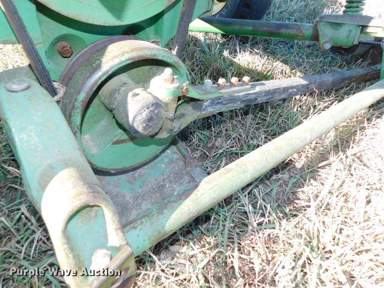 image for item GQ9901 John Deere E037M sickle mower