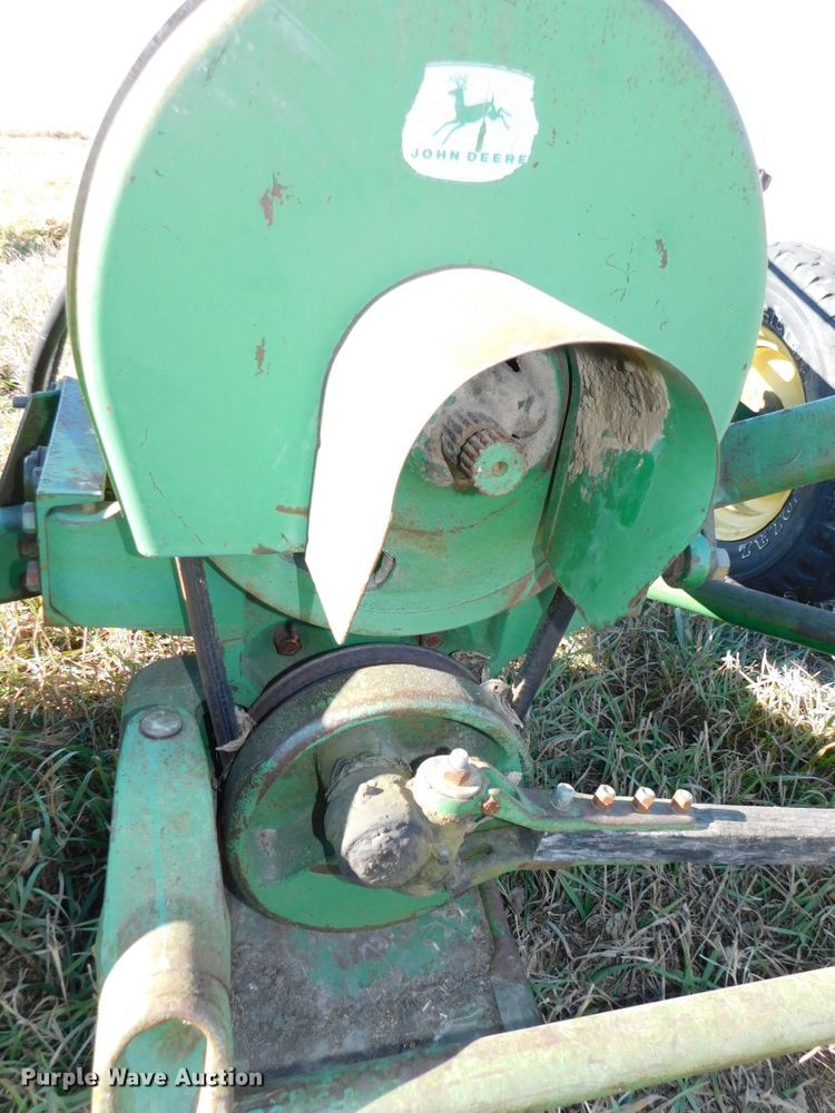 image for item GQ9901 John Deere E037M sickle mower