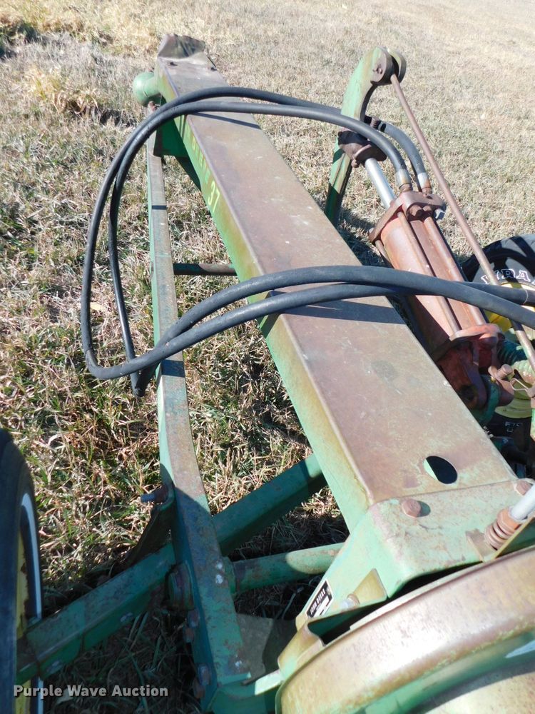 image for item GQ9901 John Deere E037M sickle mower