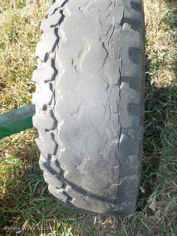 image for item GQ9901 John Deere E037M sickle mower