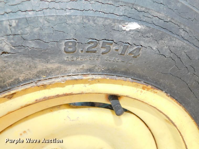 image for item GQ9901 John Deere E037M sickle mower