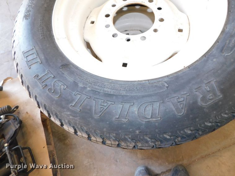 image for item GQ9902 MacDon gauge wheels