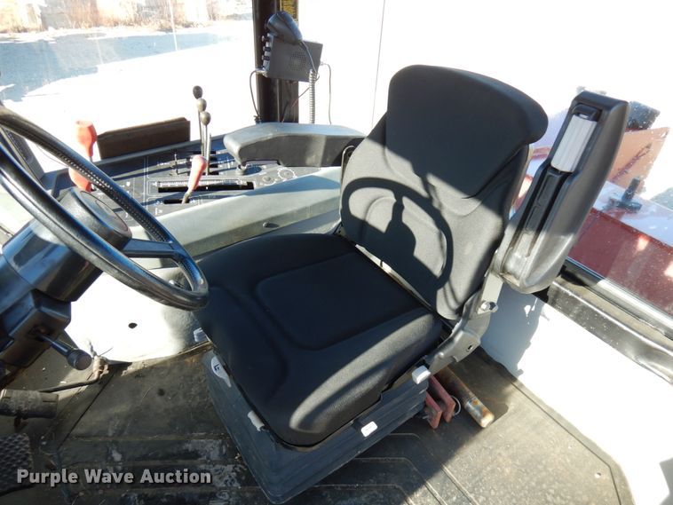 image for item HD9242 1987 Case IH 9150  4WD tractor