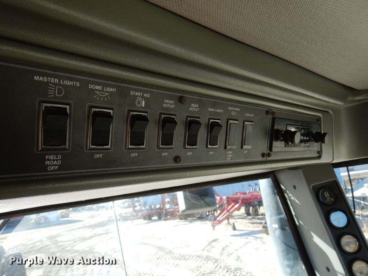 image for item HD9242 1987 Case IH 9150  4WD tractor