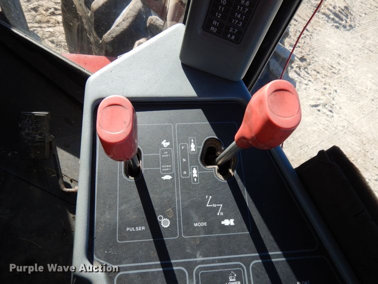 image for item HD9242 1987 Case IH 9150  4WD tractor