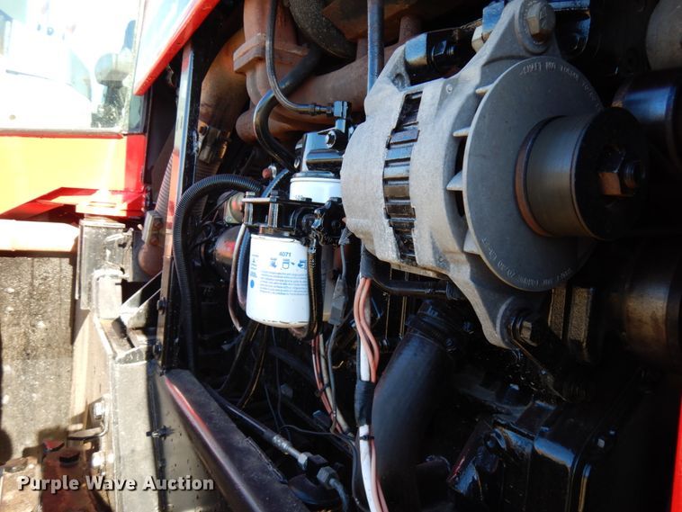 image for item HD9243 1987 Case IH 9110  Row Crop Special 4WD tractor