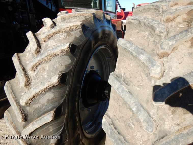 image for item HD9243 1987 Case IH 9110  Row Crop Special 4WD tractor