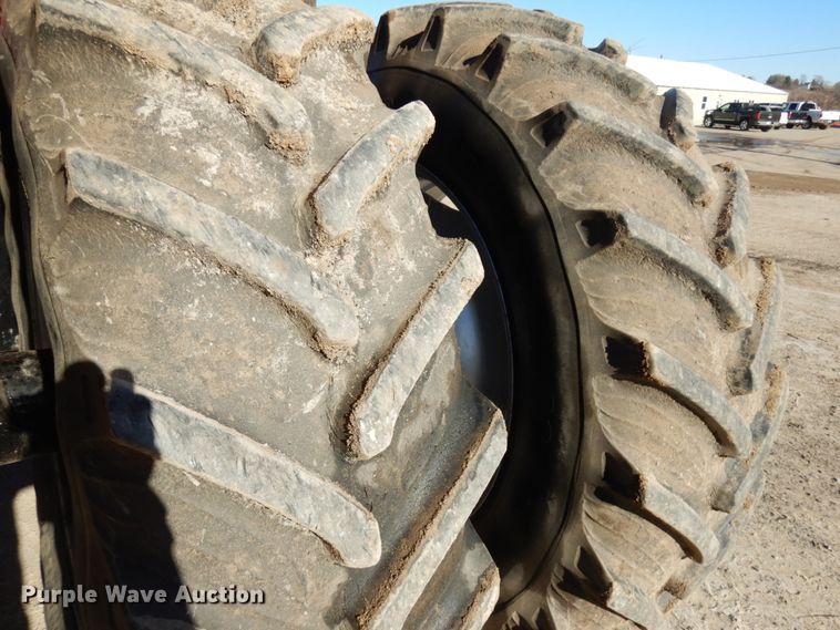 image for item HD9243 1987 Case IH 9110  Row Crop Special 4WD tractor