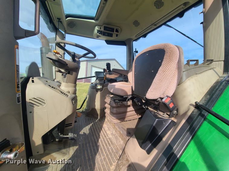 image for item HM9766 2013 John Deere 6125R  MFWD tractor