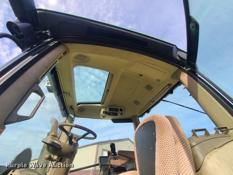 image for item HM9766 2013 John Deere 6125R  MFWD tractor