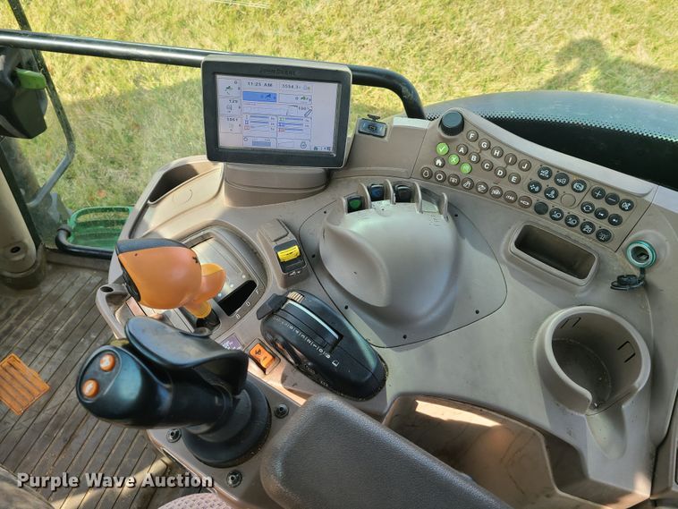 image for item HM9766 2013 John Deere 6125R  MFWD tractor