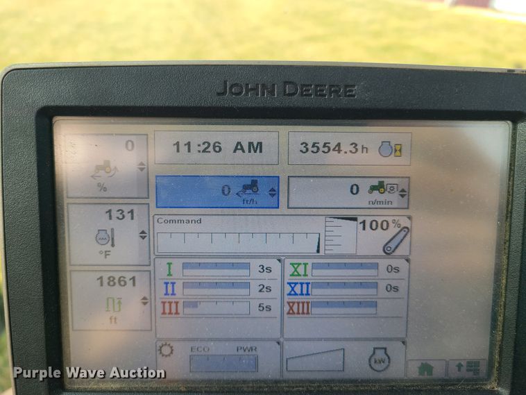 image for item HM9766 2013 John Deere 6125R  MFWD tractor