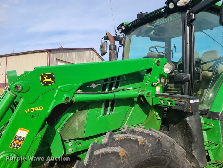 image for item HM9766 2013 John Deere 6125R  MFWD tractor