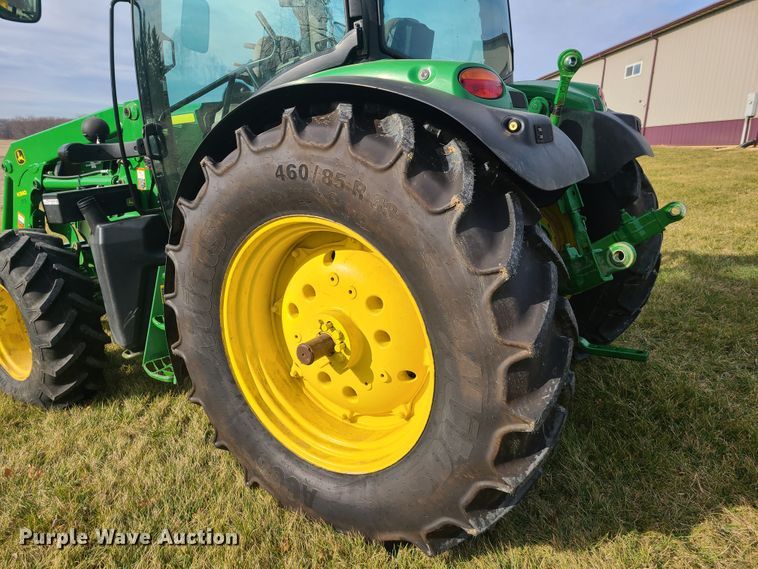 image for item HM9766 2013 John Deere 6125R  MFWD tractor