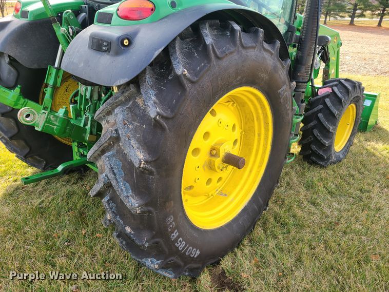 image for item HM9766 2013 John Deere 6125R  MFWD tractor