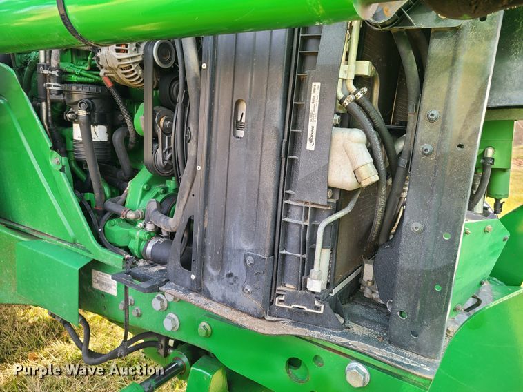 image for item HM9766 2013 John Deere 6125R  MFWD tractor