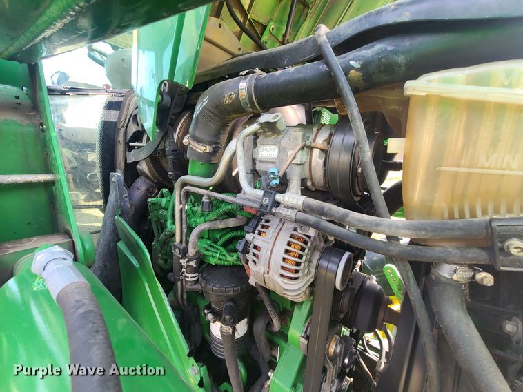 image for item HM9766 2013 John Deere 6125R  MFWD tractor