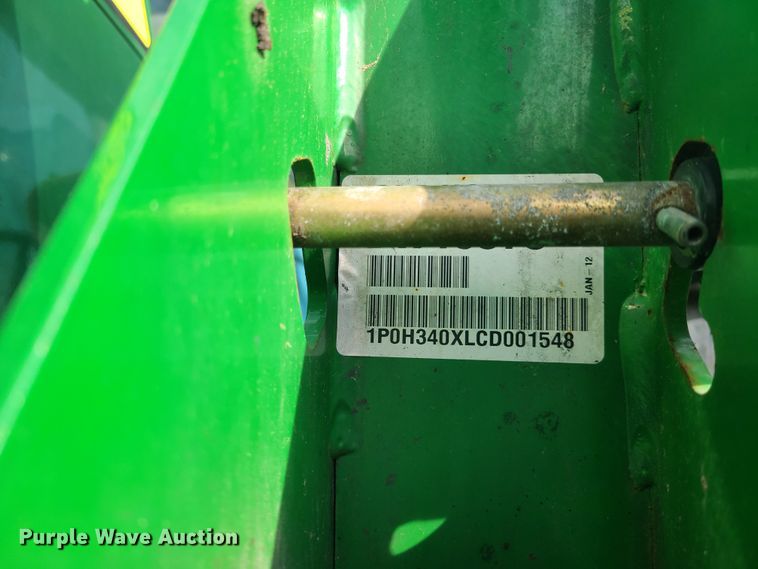 image for item HM9766 2013 John Deere 6125R  MFWD tractor