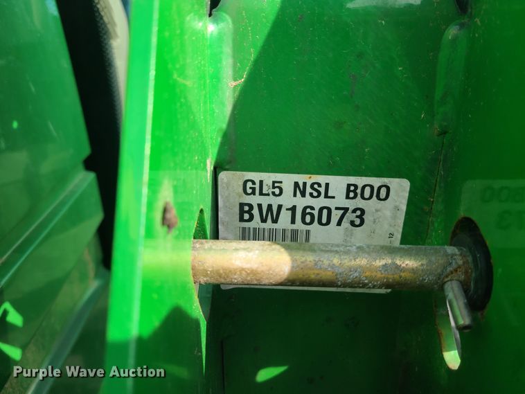 image for item HM9766 2013 John Deere 6125R  MFWD tractor