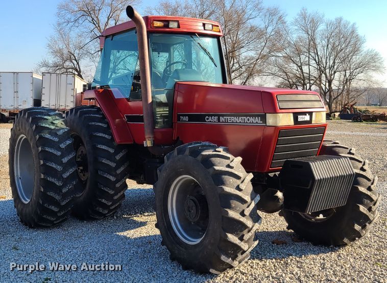 image for item HM9818 1988 Case IH 7140  MFWD tractor