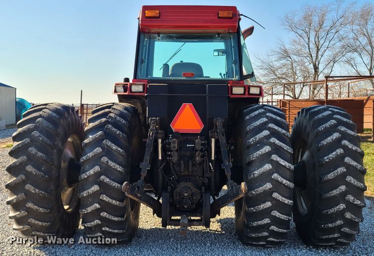 image for item HM9818 1988 Case IH 7140  MFWD tractor