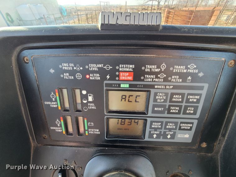 image for item HM9818 1988 Case IH 7140  MFWD tractor