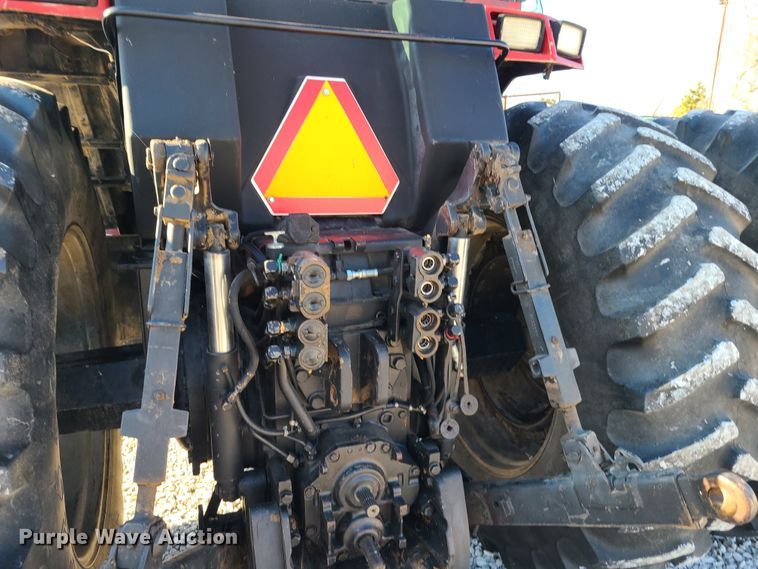 image for item HM9818 1988 Case IH 7140  MFWD tractor