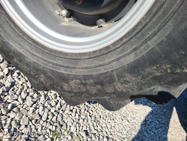 image for item HM9818 1988 Case IH 7140  MFWD tractor