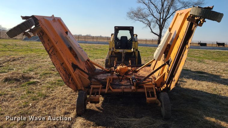 image for item HM9820 Batwing rotary mower