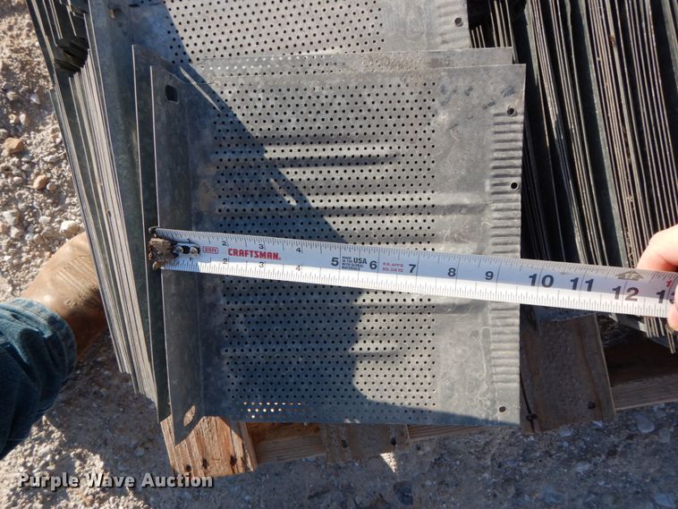 image for item HP9104 Grain bin parts