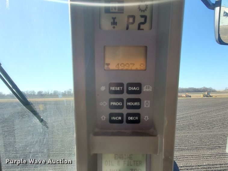 image for item HS9128 2005 Case IH MX285  MFWD tractor