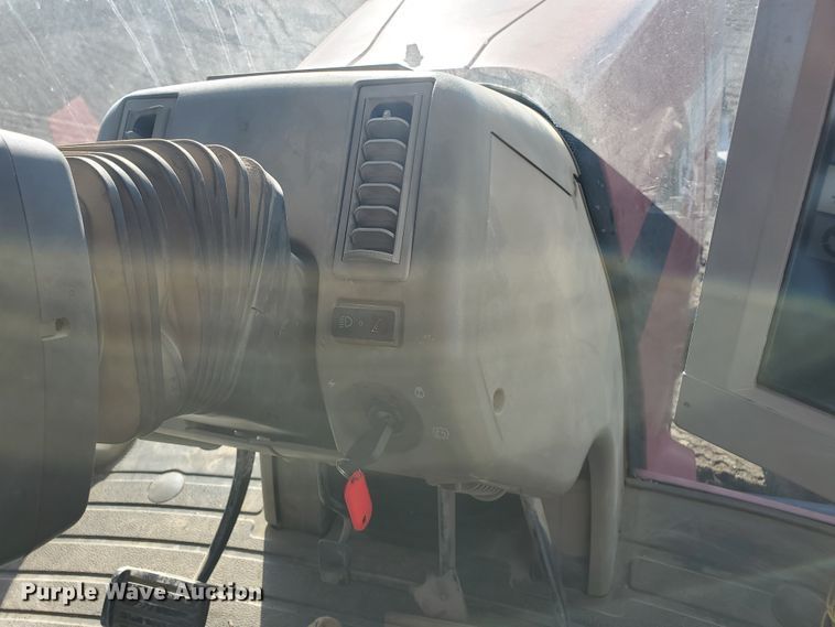 image for item HS9128 2005 Case IH MX285  MFWD tractor