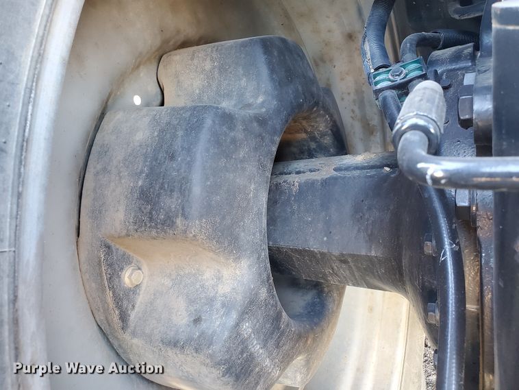 image for item HS9128 2005 Case IH MX285  MFWD tractor