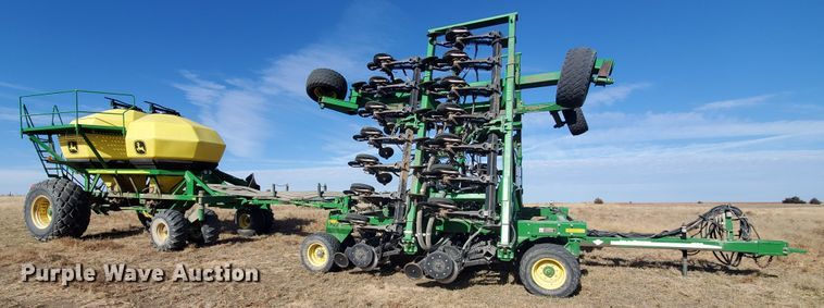 image for item HS9200 2012 John Deere 1890  no-till air seeder