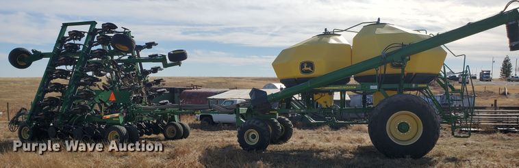 image for item HS9200 2012 John Deere 1890  no-till air seeder