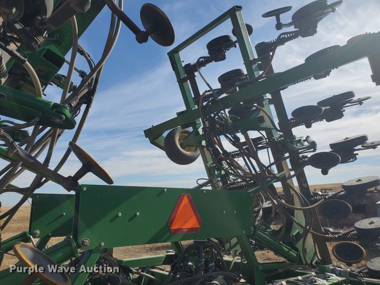 image for item HS9200 2012 John Deere 1890  no-till air seeder