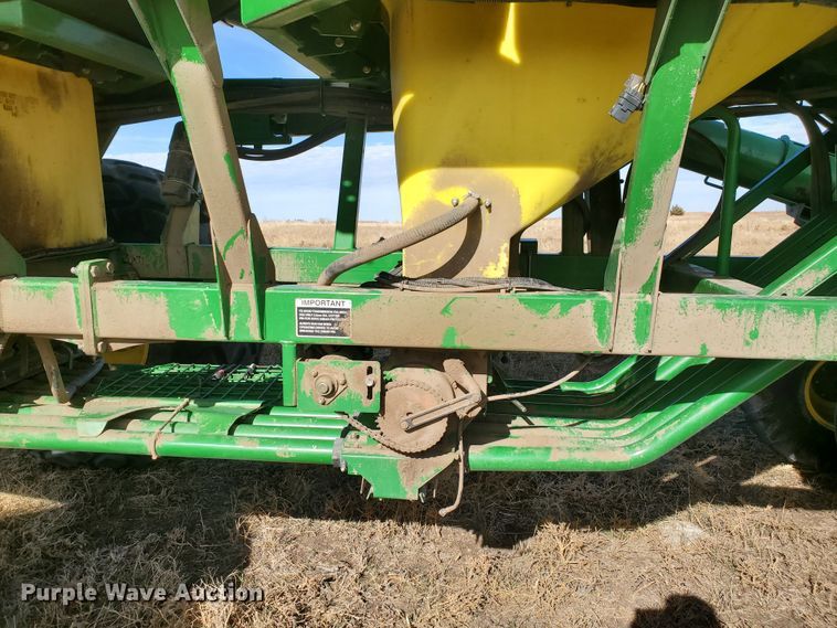 image for item HS9200 2012 John Deere 1890  no-till air seeder