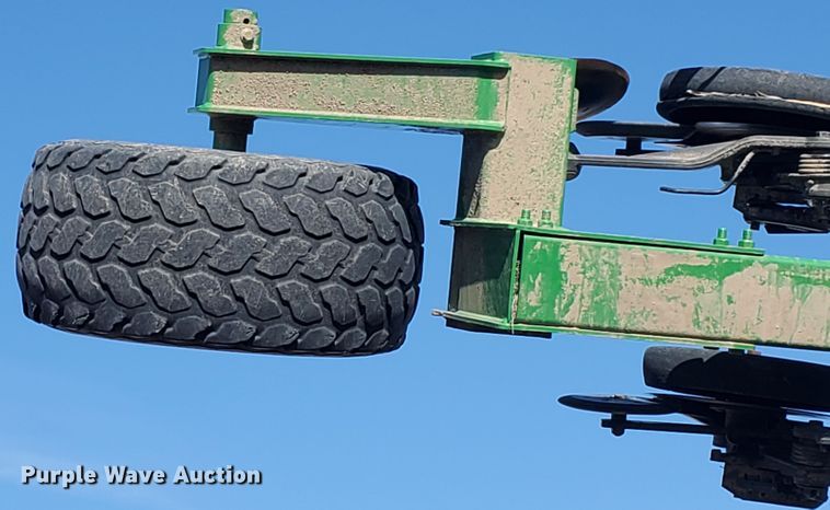 image for item HS9200 2012 John Deere 1890  no-till air seeder