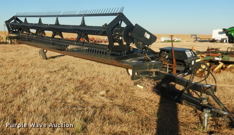 image for item HU9675 2005 MacDon windrower