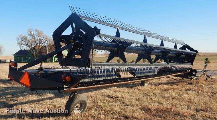 image for item HU9675 2005 MacDon windrower