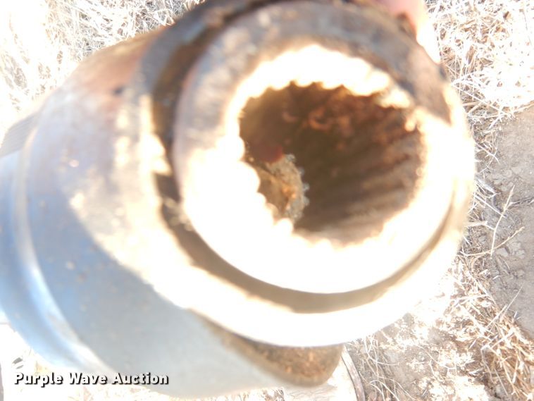 image for item HU9675 2005 MacDon windrower