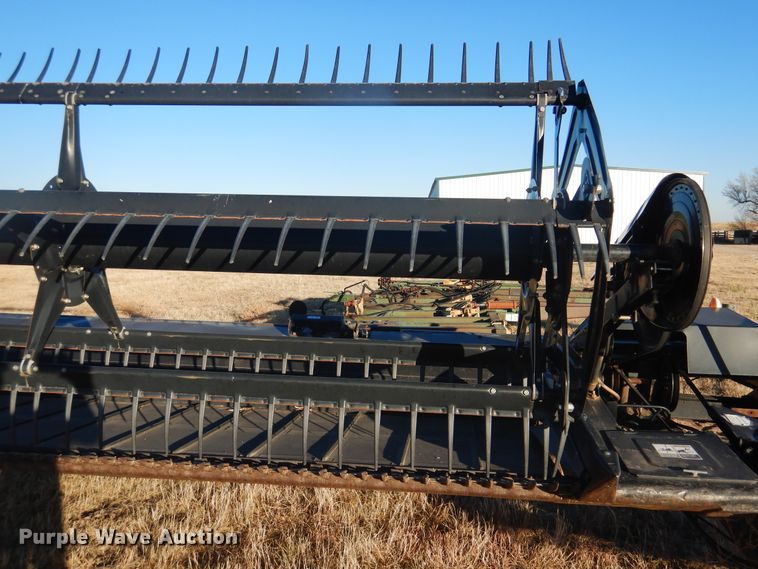 image for item HU9675 2005 MacDon windrower