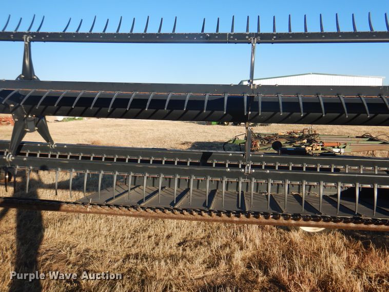 image for item HU9675 2005 MacDon windrower