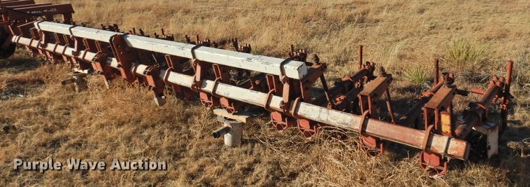 image for item HU9687 Lilliston row crop cultivator