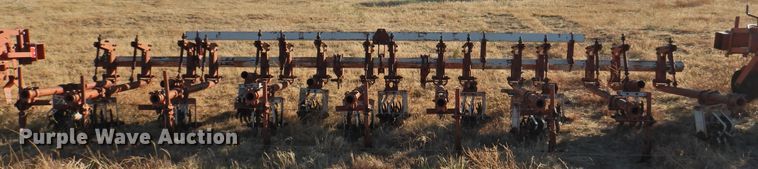 image for item HU9687 Lilliston row crop cultivator